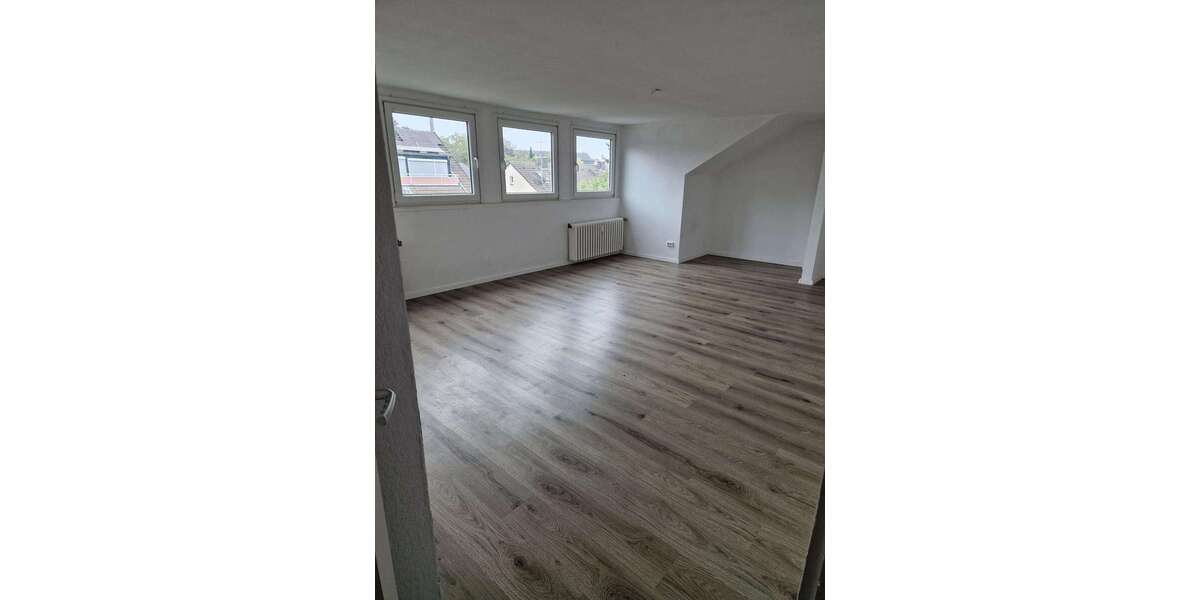 Etagenwohnung Langenfeld - 2 Zimmer, 69 m&sup2;, 655&euro; | Angebot:26905613