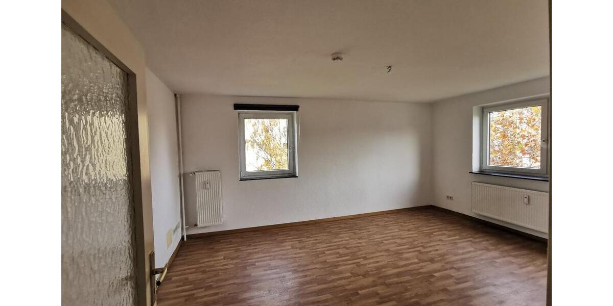 WG-Zimmer mit Balkonzugang in 2er WG 1 zimmer