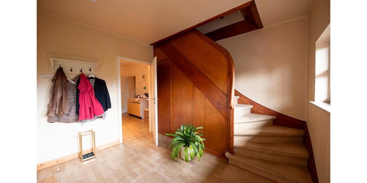 Etagenwohnung Stelle - 3 Zimmer, 100 m&sup2;, 1.350&euro; | Angebot:26422305