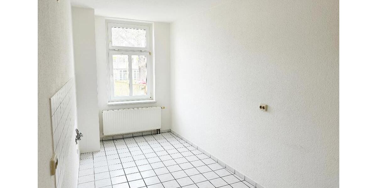 Etagenwohnung Riesa - 1 Zimmer, 45 m&sup2;, 280&euro; | Angebot:25979084