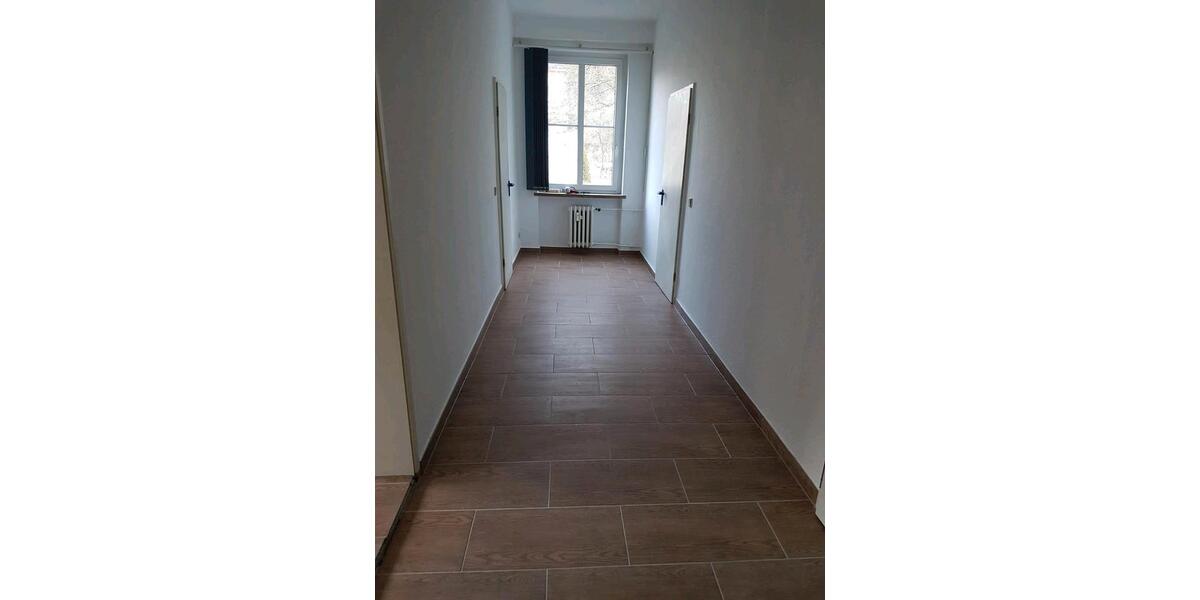 Erdgeschoßwohnung Sitzendorf - 4 Zimmer, 82 m&sup2;, 490&euro; | Angebot:25886936