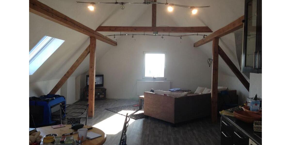 Dachgeschoßwohnung Kaisersesch - 1.5 Zimmer, 100 m&sup2;, 700&euro; | Angebot:26023353