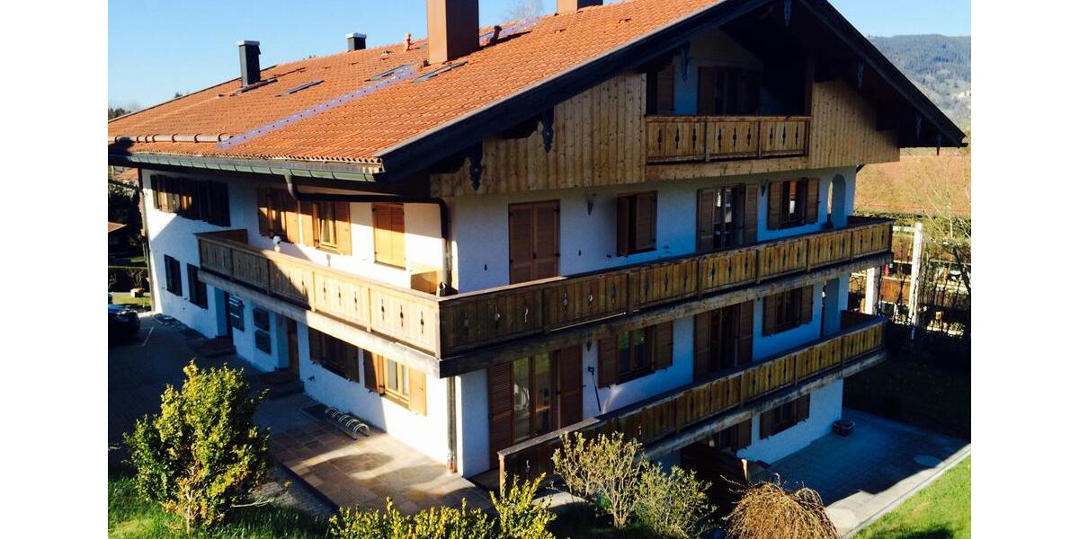 Erdgeschoßwohnung Bad Wiessee - 3.5 Zimmer, 100 m&sup2;, 2.480&euro; | Angebot:25293548