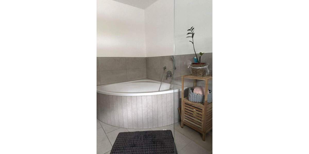 Etagenwohnung Tuttlingen Möhringen - 4 Zimmer, 110 m&sup2;, 1.210&euro; | Angebot:24577409