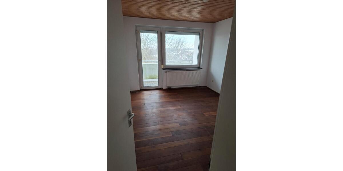 Etagenwohnung Emden - 2 Zimmer, 63 m&sup2;, 570&euro; | Angebot:26634977