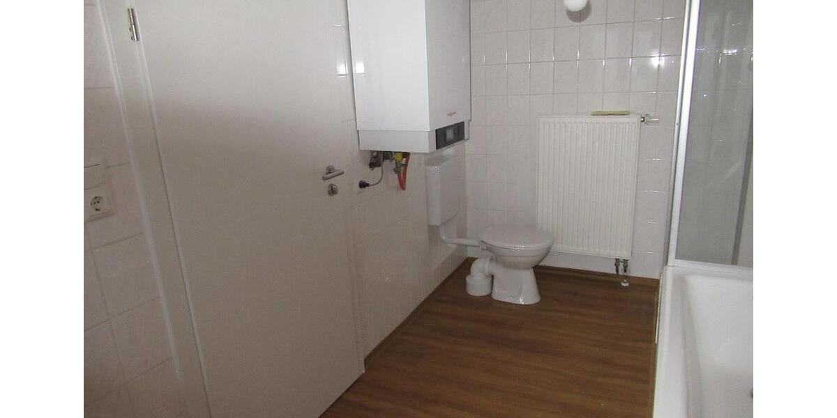 Etagenwohnung Kronach - 3 Zimmer, 73 m&sup2;, 680&euro; | Angebot:25742566