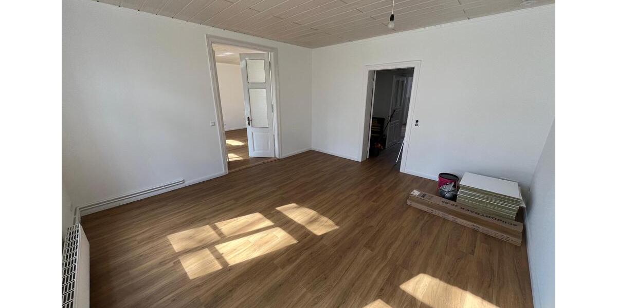 Erdgeschoßwohnung Grabow - 3 Zimmer, 90 m&sup2;, 790&euro; | Angebot:26565365