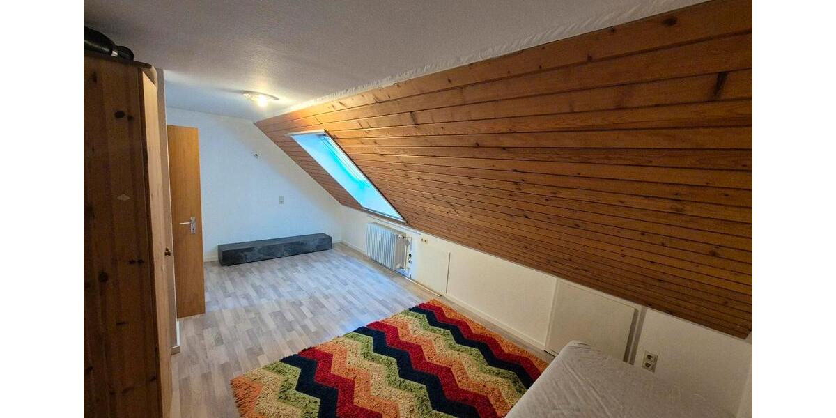 2 Zi-DG Wohnung + Garage + Balkon 2 zimmer