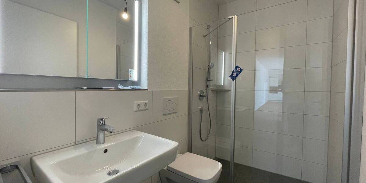 Etagenwohnung Hagnau am Bodensee - 3 Zimmer, 83 m&sup2;, 1.250&euro; | Angebot:25821255