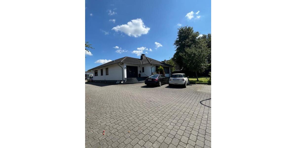 Einfamilienhaus Norderstedt Friedrichsgabe - 8 Zimmer, 300 m&sup2;, 4.000&euro; | Angebot:26563598