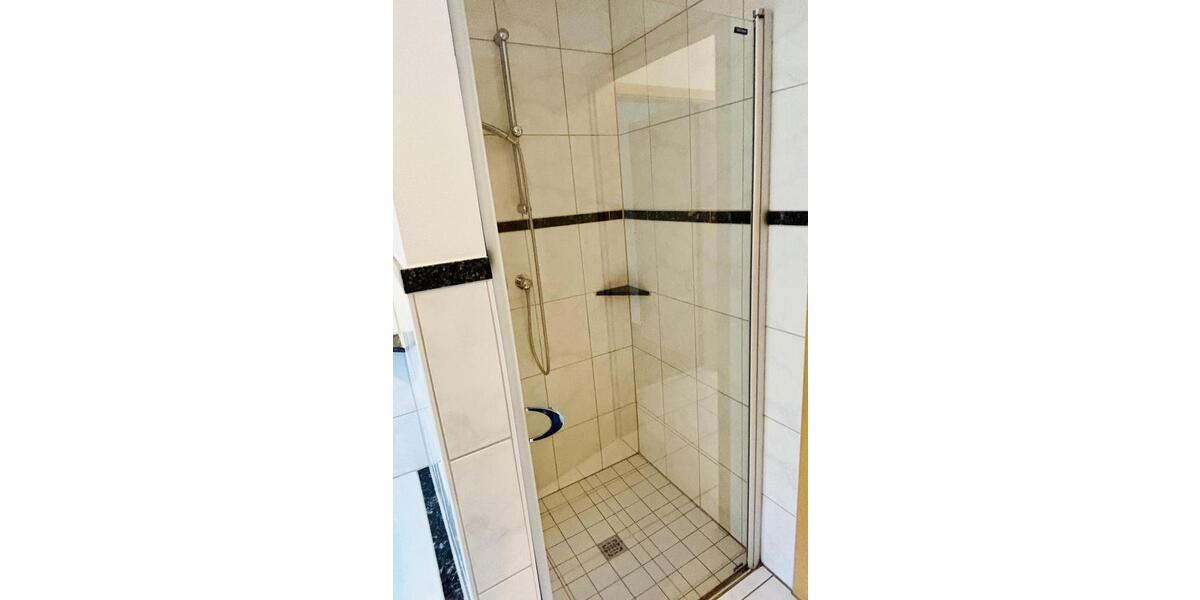 Erdgeschoßwohnung Nümbrecht - 3 Zimmer, 81 m&sup2;, 900&euro; | Angebot:26235359