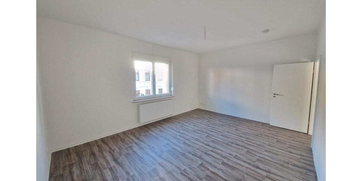 Etagenwohnung Schönebeck (Elbe) - 3 Zimmer, 86 m&sup2;, 695&euro; | Angebot:26266523
