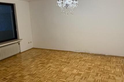 Wohnung Braunlage - 3 Zimmer, 74 m&sup2;, 480&euro; | Angebot:24890336