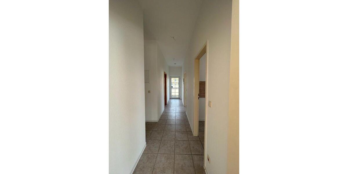 Etagenwohnung Bernburg (Saale) - 2 Zimmer, 62 m&sup2;, 400&euro; | Angebot:26660645