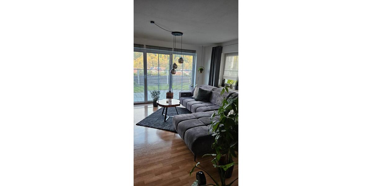 Doppelhaushälfte Osterhofen - 6 Zimmer, 140 m&sup2;, 1.150&euro; | Angebot:26337926