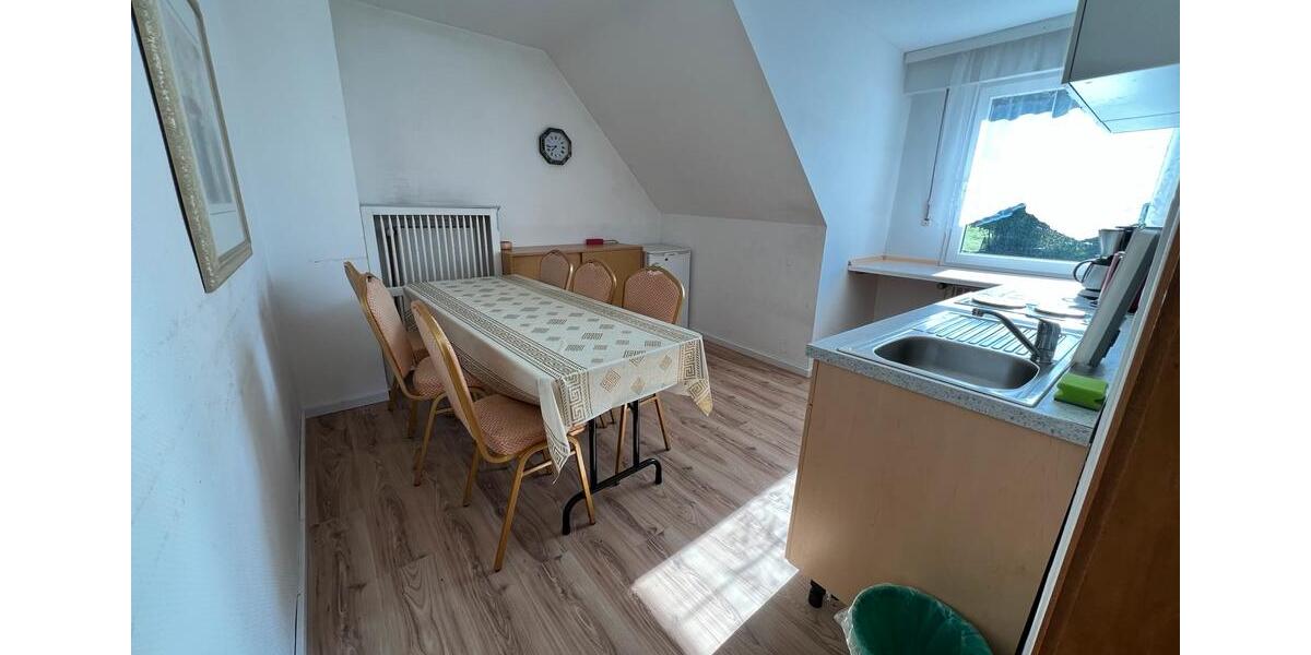 Wohnen auf Zeit Plettenberg - 3 Zimmer, 80 m&sup2;, 15&euro; | Angebot:10682592