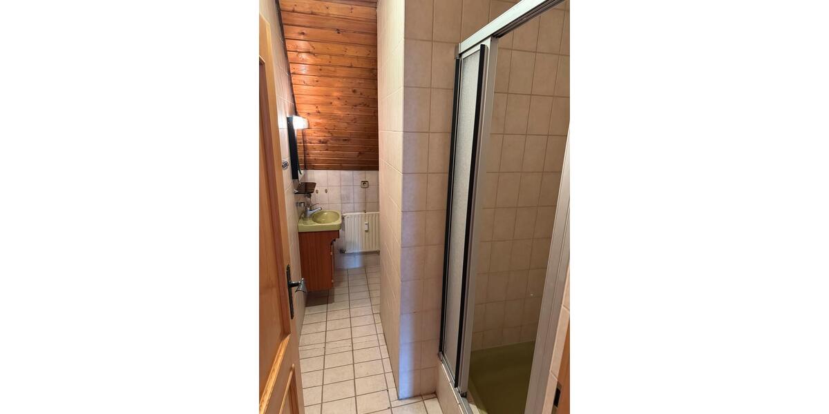 Wohnen auf Zeit Rastatt - 5 Zimmer, 200 m&sup2;, 15&euro; | Angebot:24698349