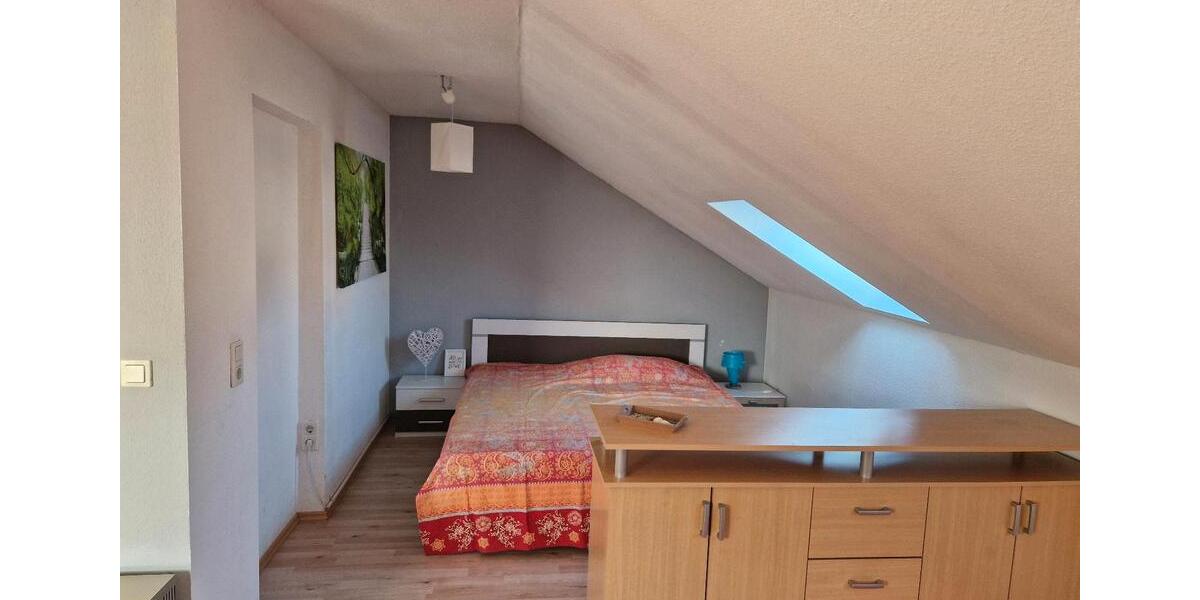 Dachgeschoßwohnung Strullendorf - 1 Zimmer, 45 m&sup2;, 490&euro; | Angebot:25151870