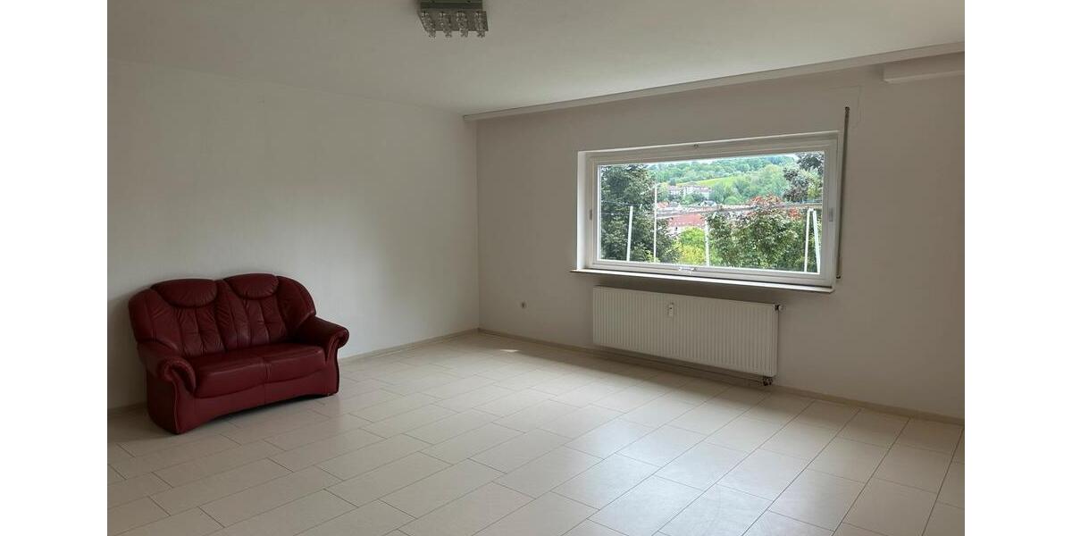 Erdgeschoßwohnung Ortenberg - 4 Zimmer, 120 m&sup2;, 900&euro; | Angebot:26479833