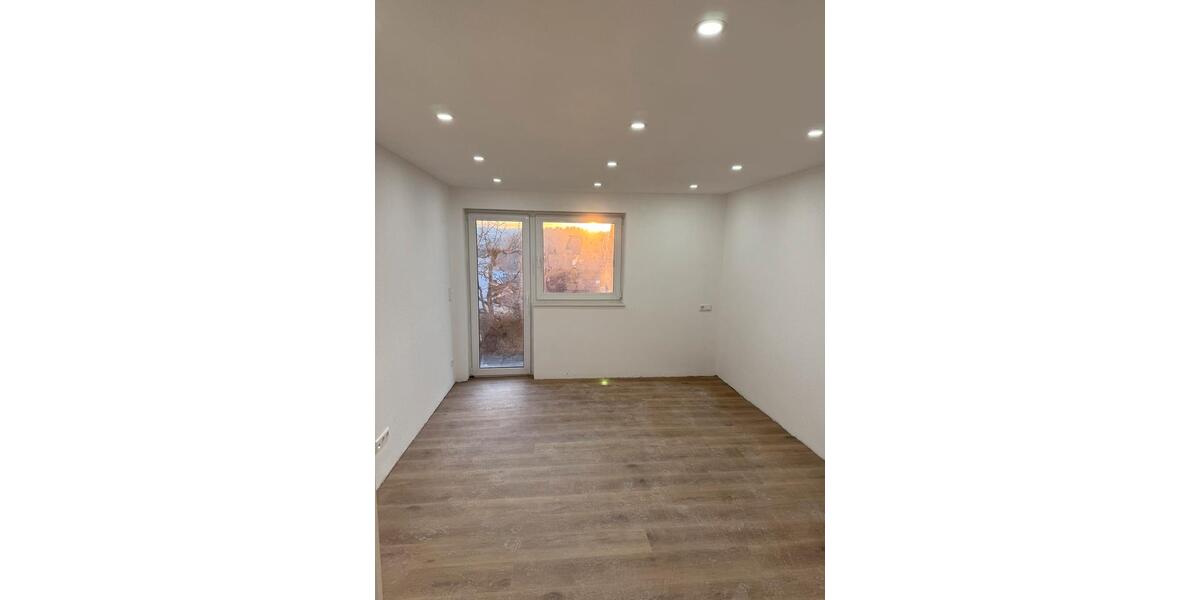 Erdgeschoßwohnung Aidlingen - 3 Zimmer, 89 m&sup2;, 1.400&euro; | Angebot:26279707