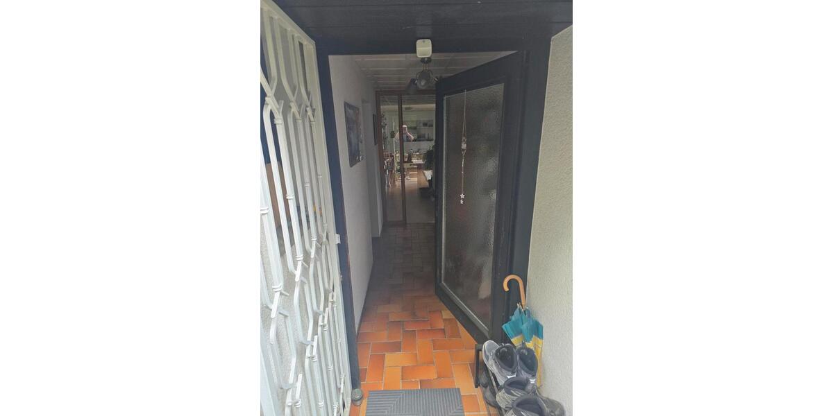 Etagenwohnung Büdingen - 3 Zimmer, 95 m&sup2;, 850&euro; | Angebot:26444444