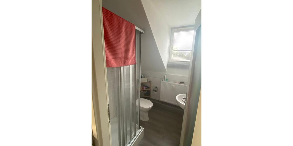 Dachgeschoßwohnung Göttingen Oststadt - 1 Zimmer, 20 m&sup2;, 300&euro; | Angebot:26232228