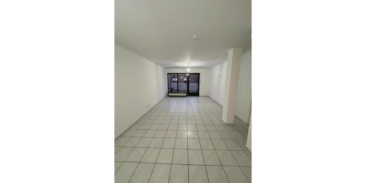 Etagenwohnung Mönchengladbach West - 3 Zimmer, 90 m&sup2;, 900&euro; | Angebot:24441532