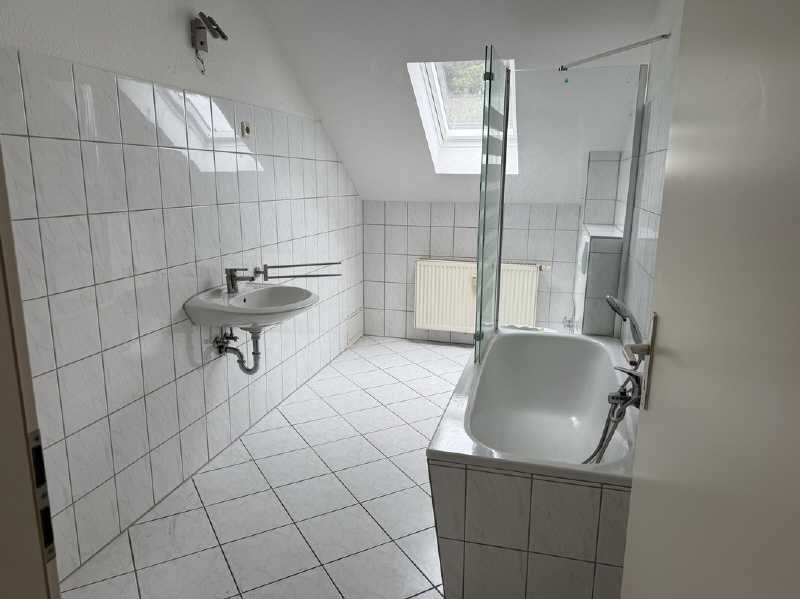 Oben wohnen. Zentral leben. Dachgeschosswohnung in Gotha. - Dachgeschoßwohnung Gotha | Angebot:26730904