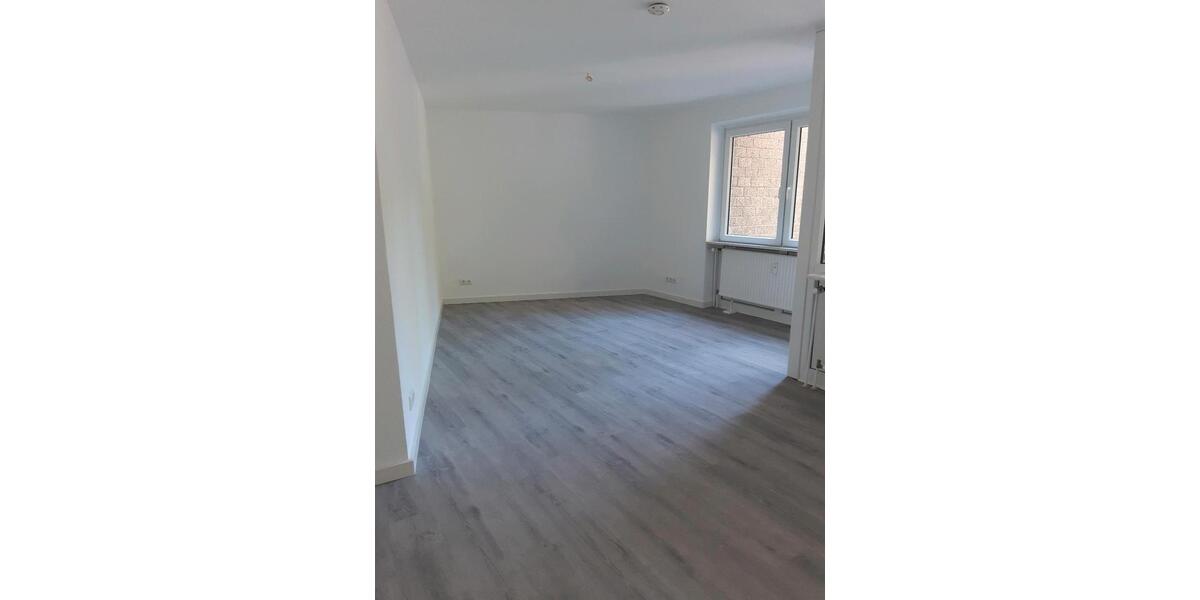 Etagenwohnung Northeim - 3 Zimmer, 85 m&sup2;, 699&euro; | Angebot:26533725