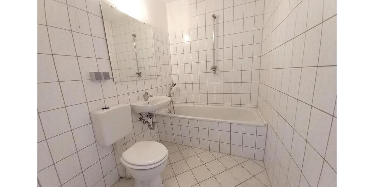 Etagenwohnung Schmalkalden - 3 Zimmer, 57 m&sup2;, 328&euro; | Angebot:25916930