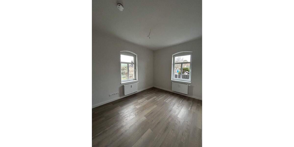 Gesamte Etage mit Balkon und eigenem Garten! 4 zimmer