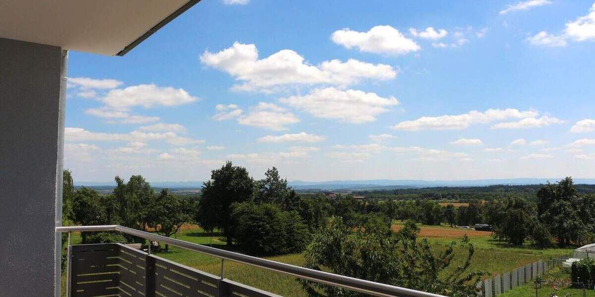 Etagenwohnung Mötzingen - 4 Zimmer, 110 m&sup2;, 1.430&euro; | Angebot:24596946