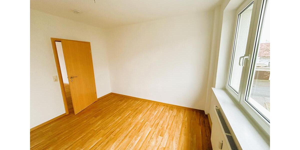 Eine tolle 2-Raum-Komfortwohnung im Hochparterre, alles neu. 2 zimmer