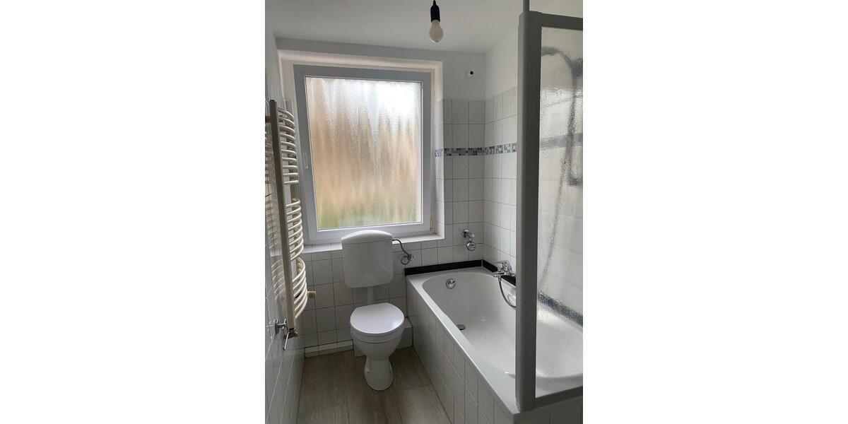 Etagenwohnung Solingen - 1 Zimmer, 44 m&sup2;, 400&euro; | Angebot:26656180