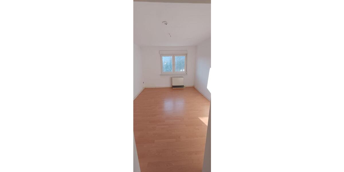 Dachgeschoßwohnung Nottertal-Heilinger Höhen Heilinger Höhen - 4 Zimmer, 117 m&sup2;, 580&euro; | Angebot:24512425