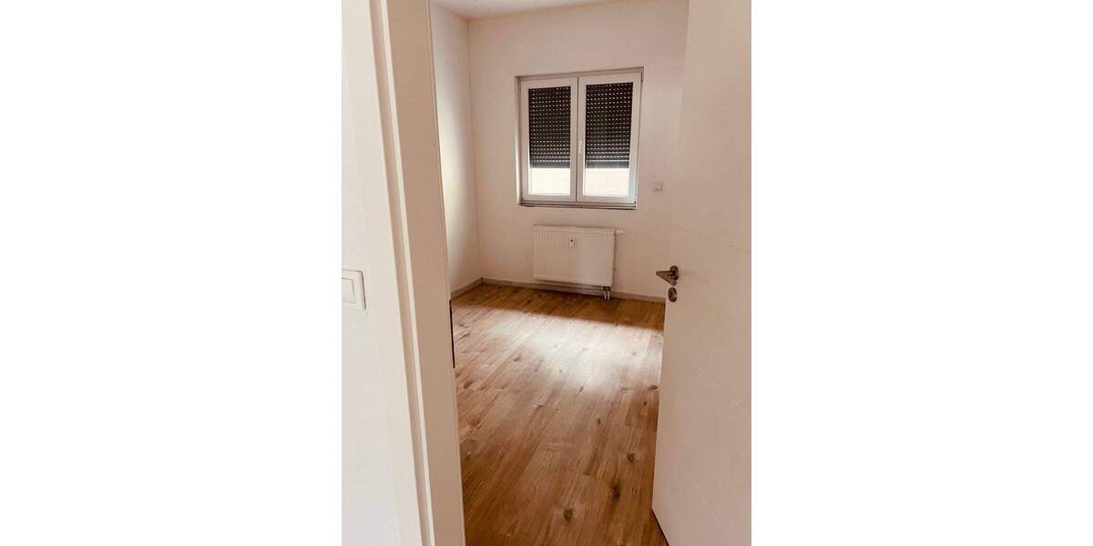 Etagenwohnung Ludwigshafen Gartenstadt - 3 Zimmer, 79 m&sup2;, 950&euro; | Angebot:25837570