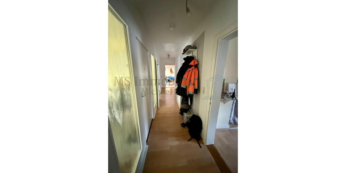 Dachgeschoßwohnung Bensheim - 3 Zimmer, 92 m&sup2;, 1.100&euro; | Angebot:24978435