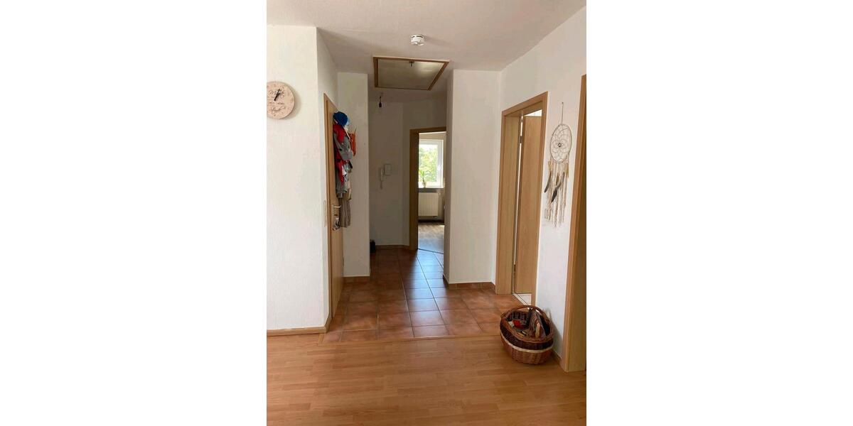Dachgeschoßwohnung Eisfeld - 3 Zimmer, 69 m&sup2;, 550&euro; | Angebot:24654853