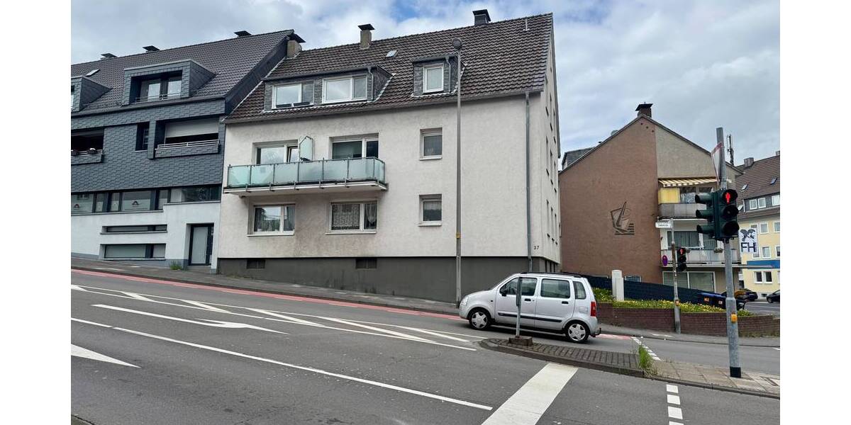 Gemütliche Dachgeschosswohnung in der Innenstadt 3 zimmer