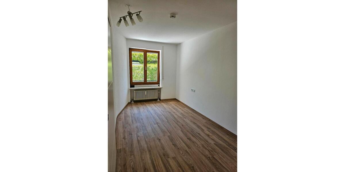 Terrassenwohnung Augsburg Haunstetten-Siebenbrunn - 2 Zimmer, 46 m&sup2;, 1.100&euro; | Angebot:25929819