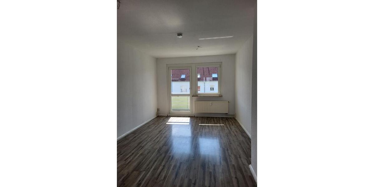 Etagenwohnung Hainichen - 3 Zimmer, 62 m&sup2;, 557&euro; | Angebot:19789214