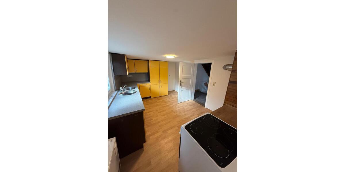 Doppelhaushälfte Schrozberg - 4.5 Zimmer, 100 m&sup2;, 500&euro; | Angebot:26103380