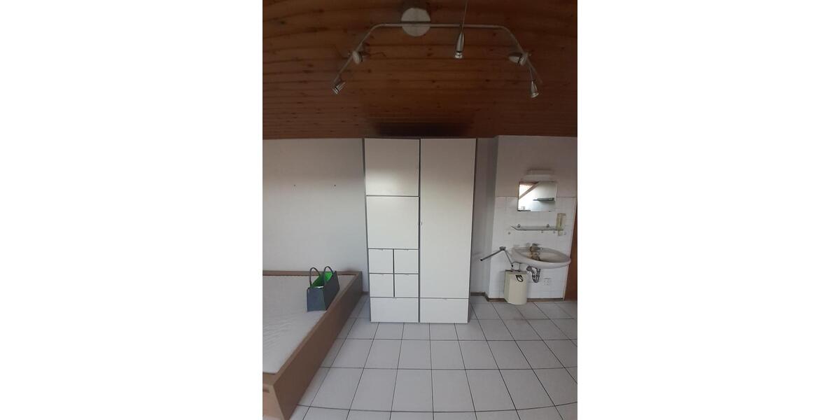 Wohnen auf Zeit Karlsruhe Innenstadt-Ost - 1 Zimmer, 24 m&sup2;, 500&euro; | Angebot:25782891