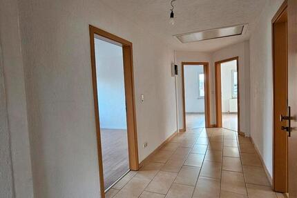 Wohnung Cuxhaven - 3 Zimmer, 80 m&sup2;, 650&euro; | Angebot:25271041