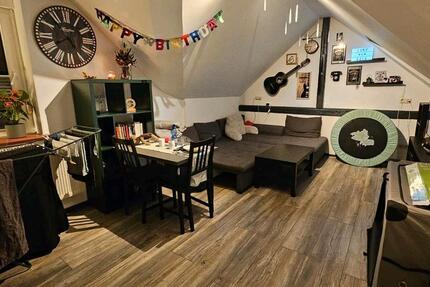 Dachgeschosswohnung 2 zimmer