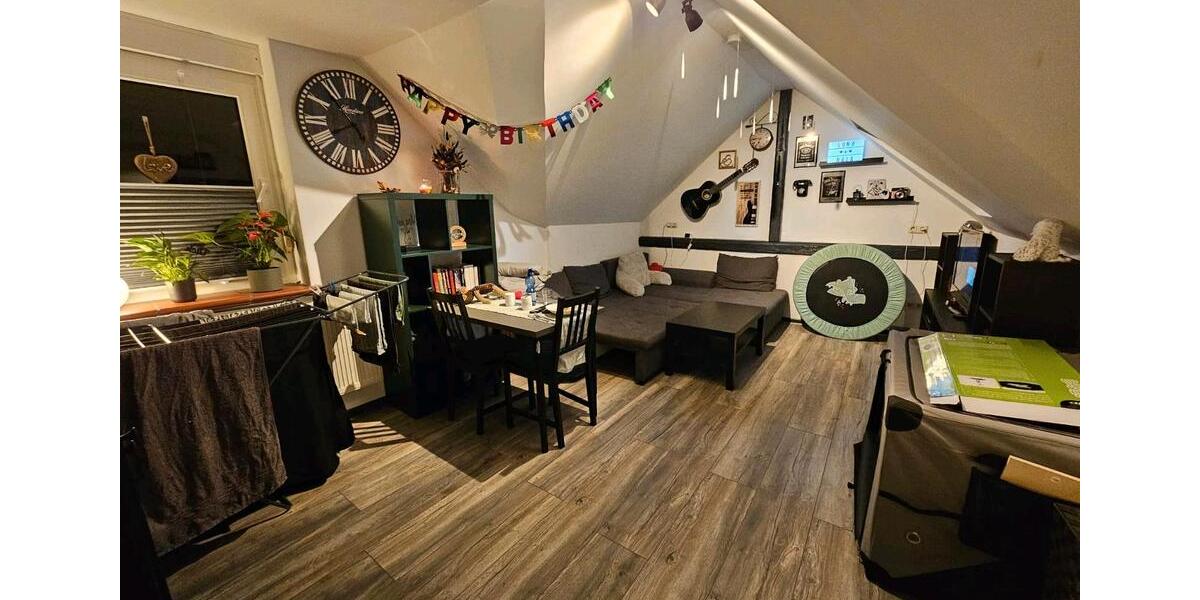Dachgeschosswohnung 2 zimmer