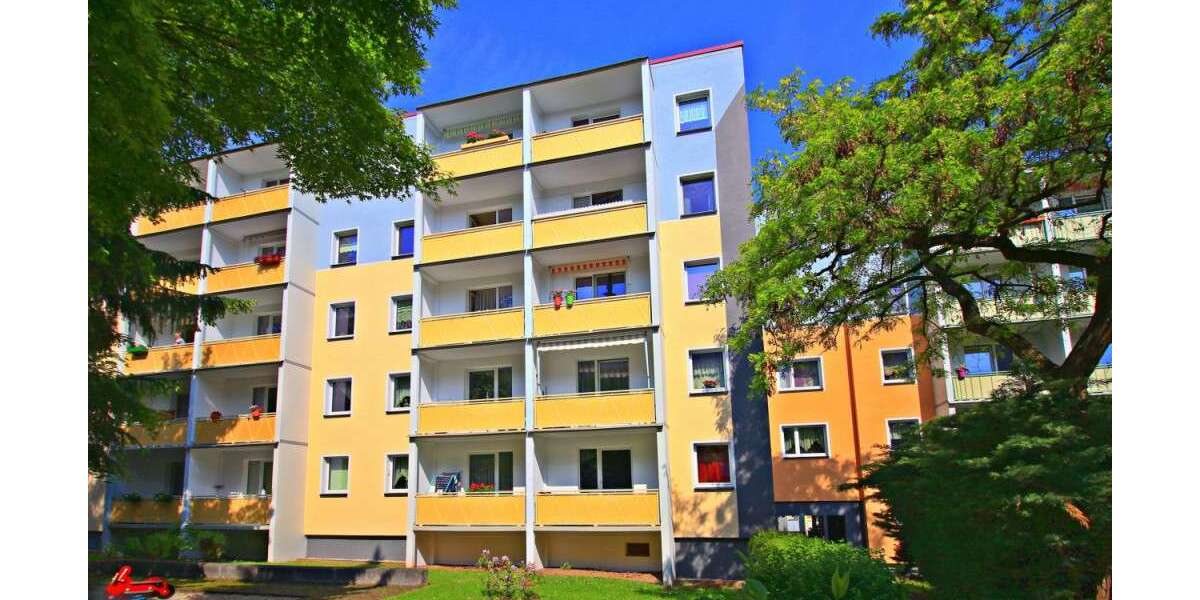 Etagenwohnung Zwickau Neuplanitz - 2 Zimmer, 58 m&sup2;, 383&euro; | Angebot:26844786