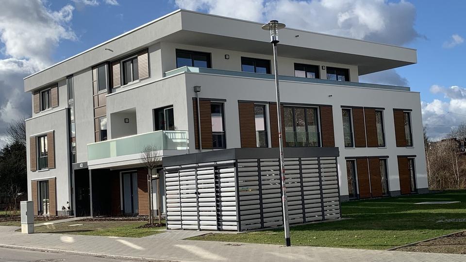 Erdgeschoßwohnung Döbeln - 4 Zimmer, 125 m&sup2;, 1.251&euro; | Angebot:23873141