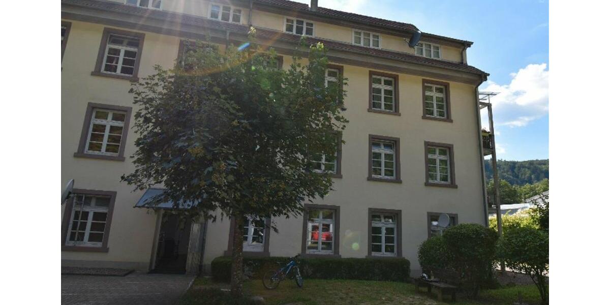Maisonettenwohnung Kleines Wiesental - 4 Zimmer, 102 m&sup2;, 1.050&euro; | Angebot:26403089