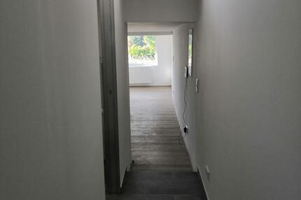 praktische 1-Zimmer Wohnung im EG mit Gartenzugang zu vermieten zimmer